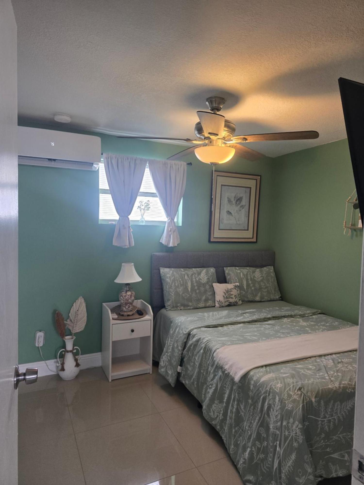 C & Y Guesthouse West Chase 외부 사진